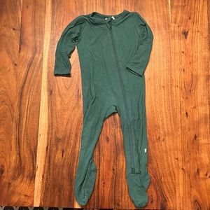 Kyte Baby dark green zippered footie 6-12 months